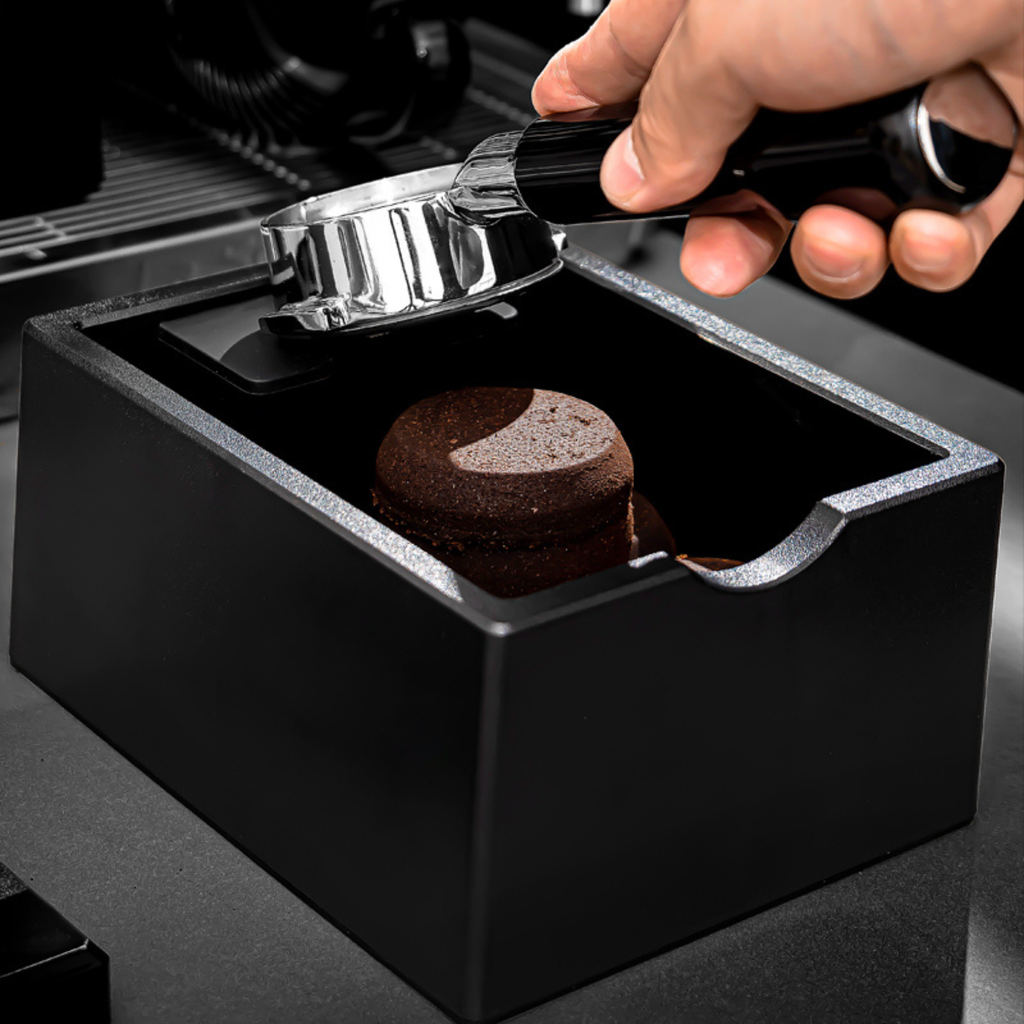 vierkante uitklopbak koffie met stevige uitklopstang